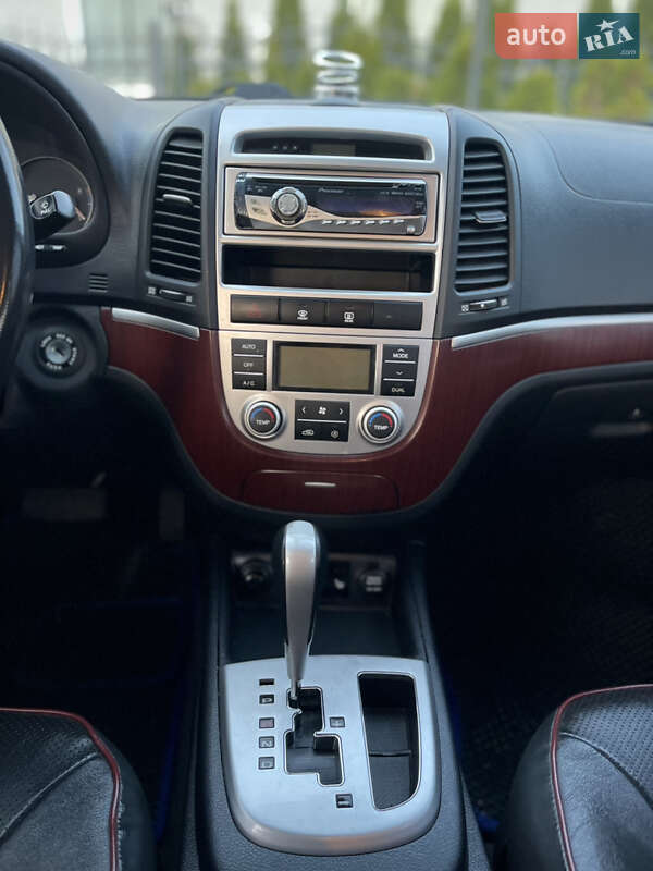 Внедорожник / Кроссовер Hyundai Santa FE 2006 в Виннице