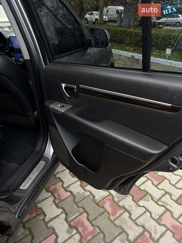 Внедорожник / Кроссовер Hyundai Santa FE 2012 в Одессе фото 45 Внедорожник / Кроссовер Hyundai Santa FE 2012 в Одессе