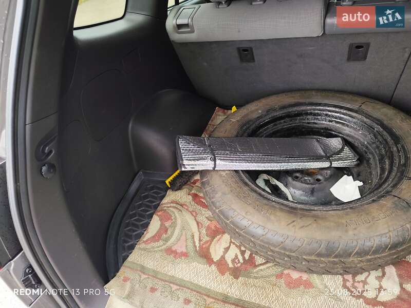 Позашляховик / Кросовер Hyundai Santa FE 2011 в Дрогобичі