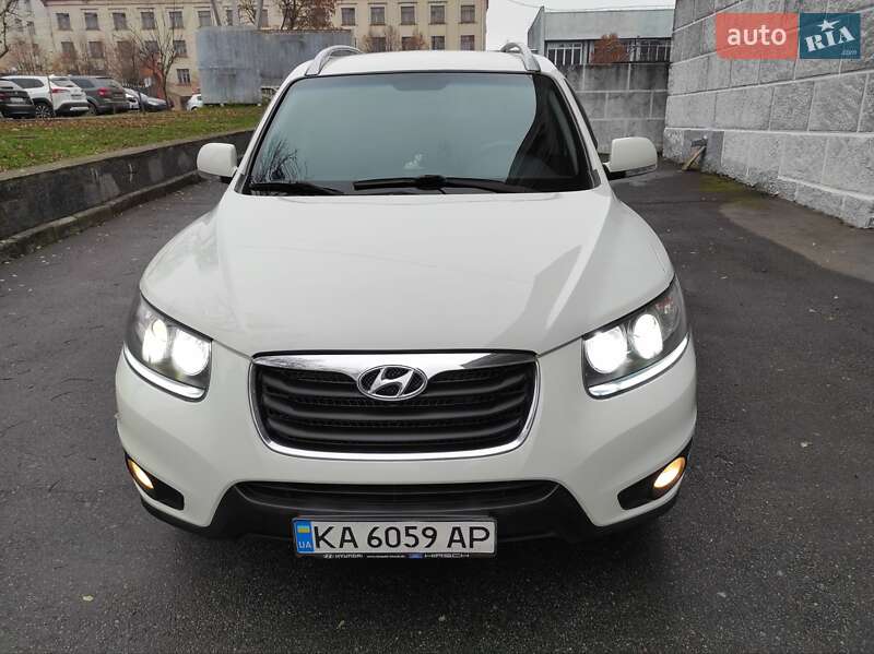 Внедорожник / Кроссовер Hyundai Santa FE 2010 в Бердичеве