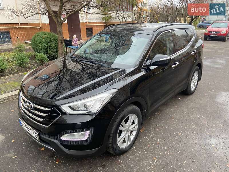 Позашляховик / Кросовер Hyundai Santa FE 2012 в Києві