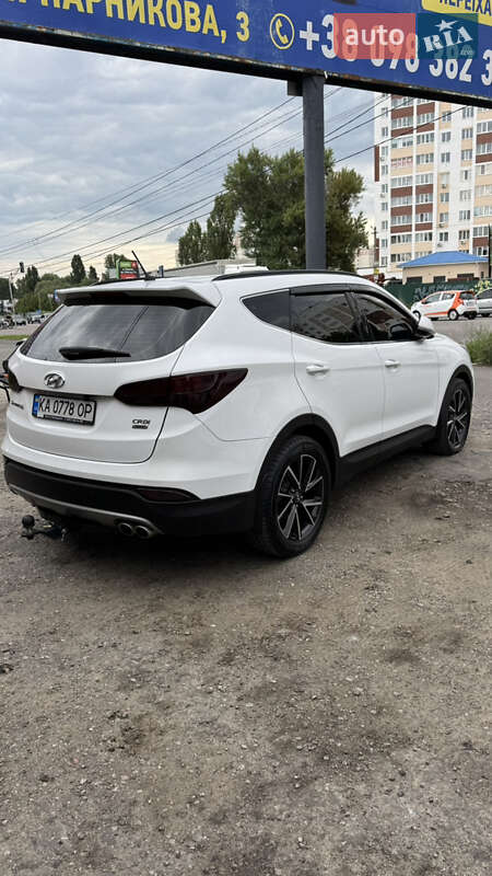 Позашляховик / Кросовер Hyundai Santa FE 2015 в Києві