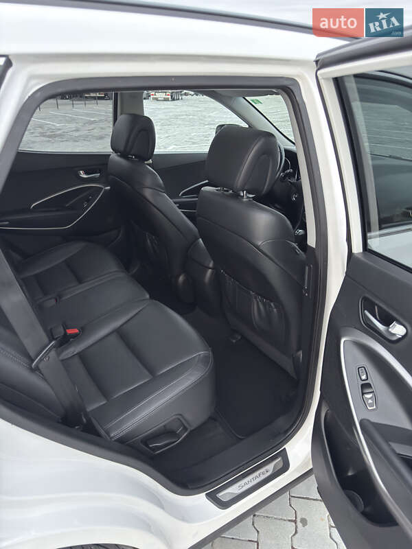 Внедорожник / Кроссовер Hyundai Santa FE 2013 в Дубно