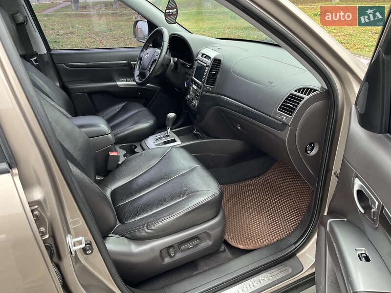 Позашляховик / Кросовер Hyundai Santa FE 2011 в Тульчині фото 17 Позашляховик / Кросовер Hyundai Santa FE 2011 в Тульчині