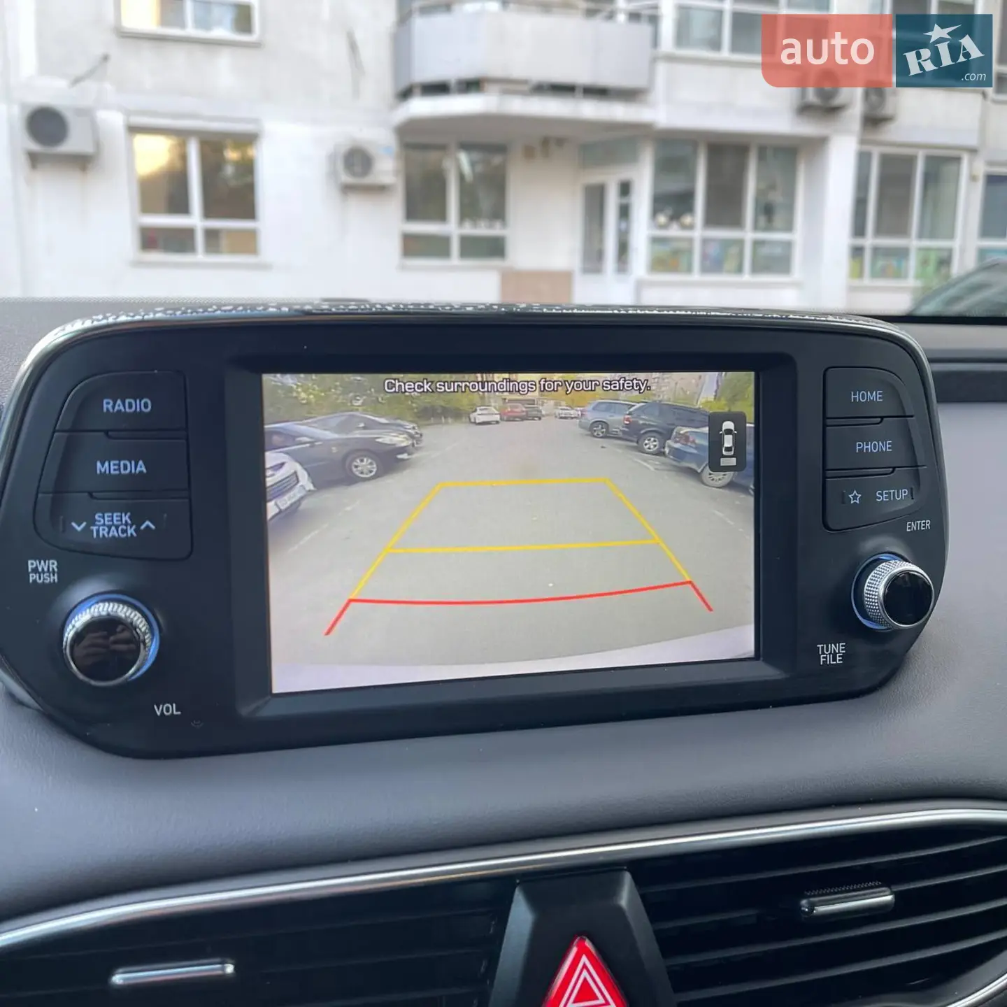 2019 Hyundai Santa Fe - мініатюра 11