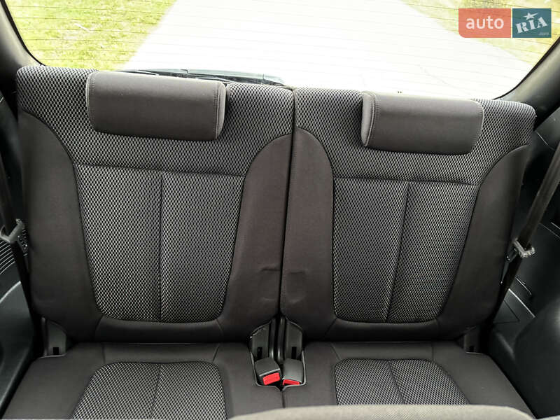 Позашляховик / Кросовер Hyundai Santa FE 2010 в Сарнах