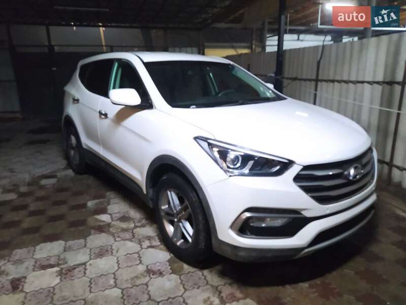Внедорожник / Кроссовер Hyundai Santa FE 2017 в Одессе фото 7 Внедорожник / Кроссовер Hyundai Santa FE 2017 в Одессе