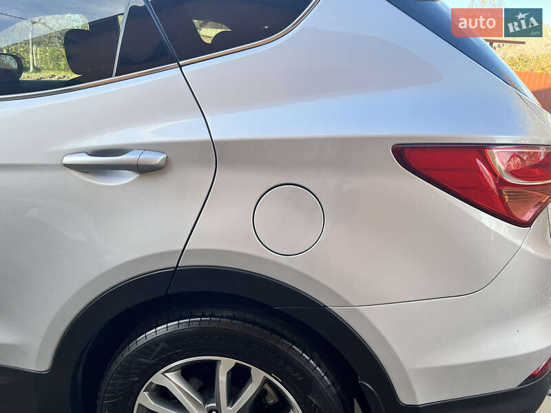 Внедорожник / Кроссовер Hyundai Santa FE 2013 в Ивано-Франковске