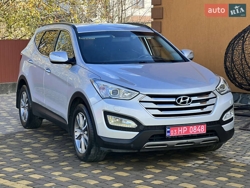 Внедорожник / Кроссовер Hyundai Santa FE 2013 в Ивано-Франковске