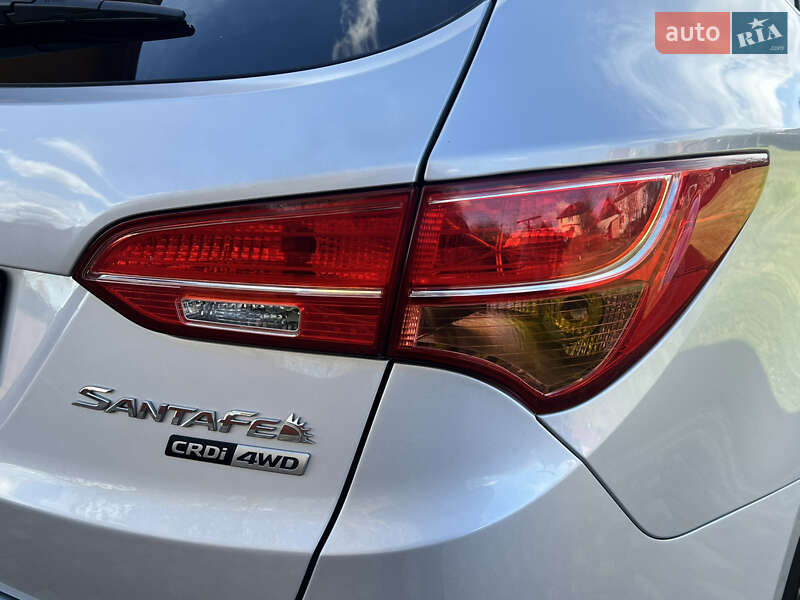 Внедорожник / Кроссовер Hyundai Santa FE 2013 в Ивано-Франковске
