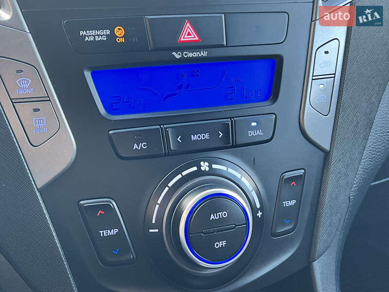 Внедорожник / Кроссовер Hyundai Santa FE 2013 в Ивано-Франковске