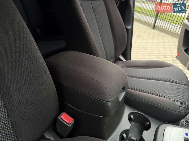 Внедорожник / Кроссовер Hyundai Santa FE 2012 в Киеве