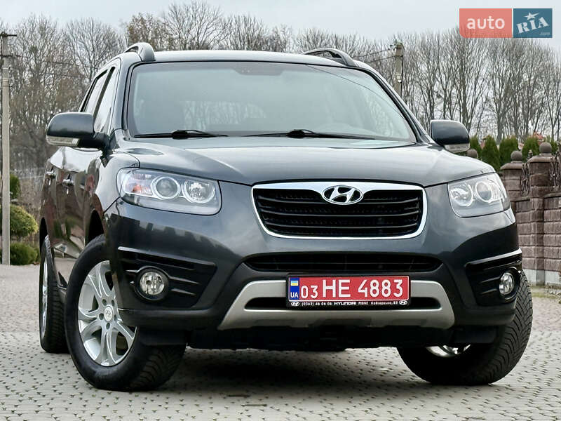 Внедорожник / Кроссовер Hyundai Santa FE 2012 в Ровно