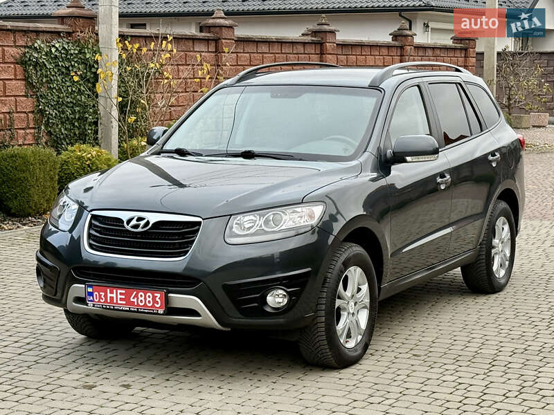 Внедорожник / Кроссовер Hyundai Santa FE 2012 в Ровно