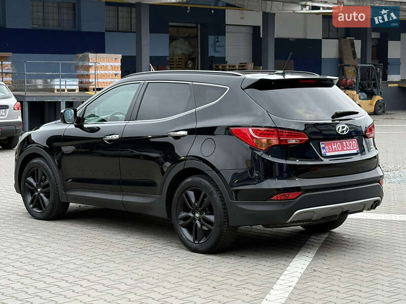 Внедорожник / Кроссовер Hyundai Santa FE 2014 в Ровно