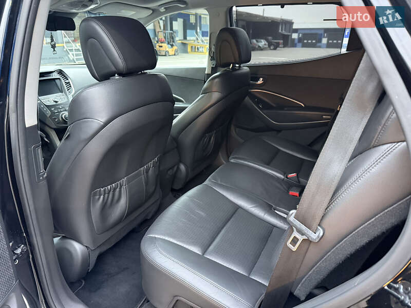 Внедорожник / Кроссовер Hyundai Santa FE 2014 в Ровно