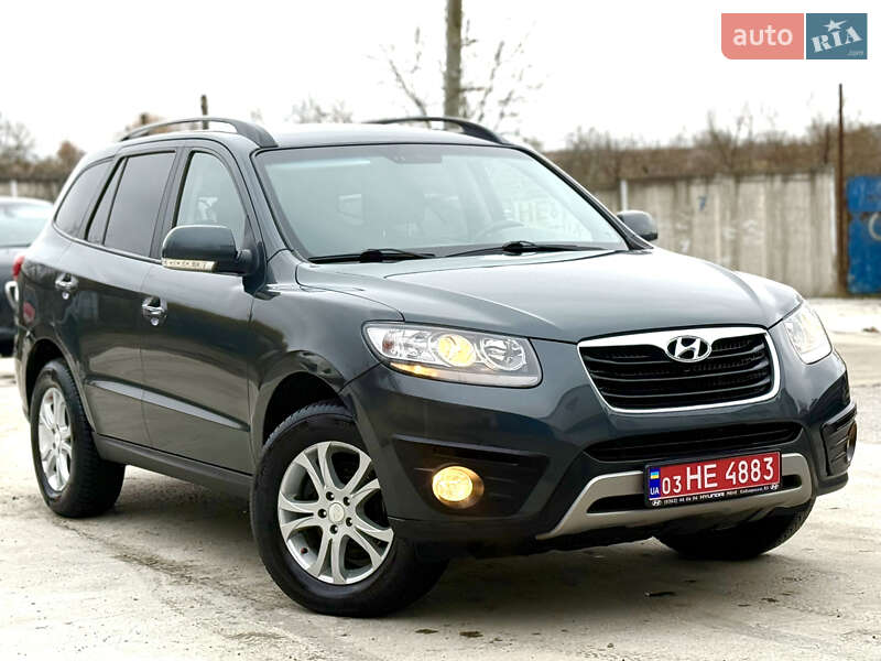 Внедорожник / Кроссовер Hyundai Santa FE 2012 в Ровно
