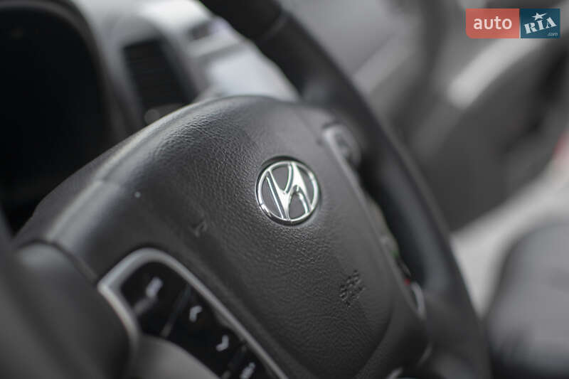 Внедорожник / Кроссовер Hyundai Santa FE 2011 в Самборе фото 37 Внедорожник / Кроссовер Hyundai Santa FE 2011 в Самборе