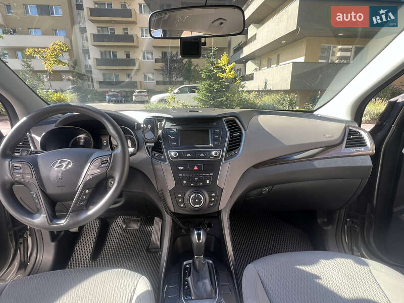 Позашляховик / Кросовер Hyundai Santa FE 2016 в Херсоні