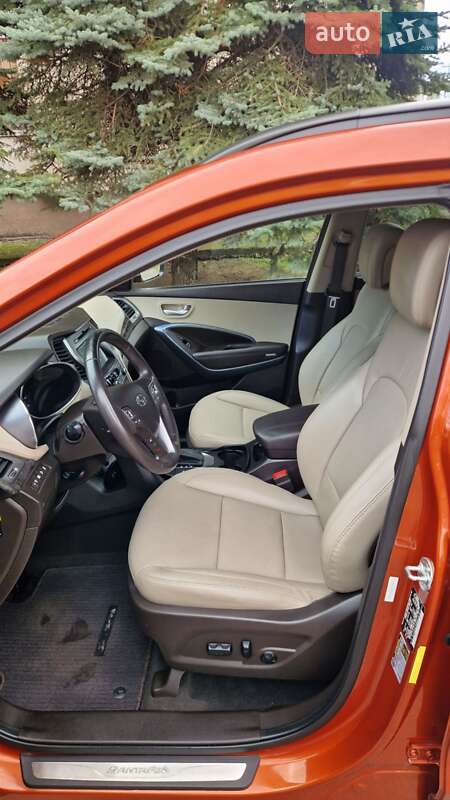 Позашляховик / Кросовер Hyundai Santa FE 2016 в Миколаєві