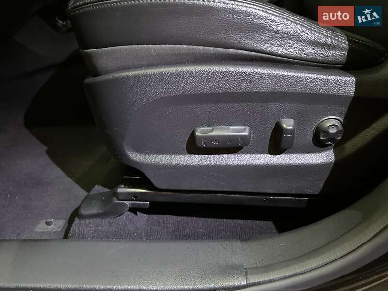 Внедорожник / Кроссовер Hyundai Santa FE 2017 в Харькове фото 33 Внедорожник / Кроссовер Hyundai Santa FE 2017 в Харькове