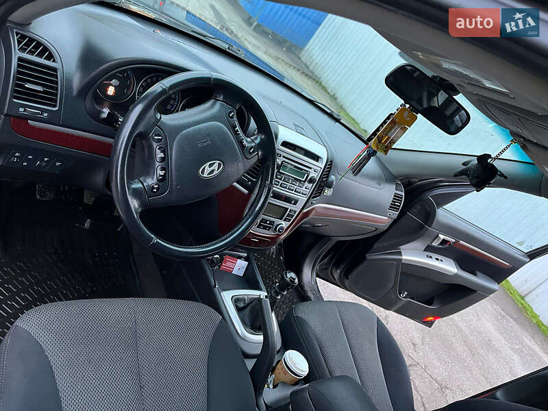 Внедорожник / Кроссовер Hyundai Santa FE 2006 в Синельниково