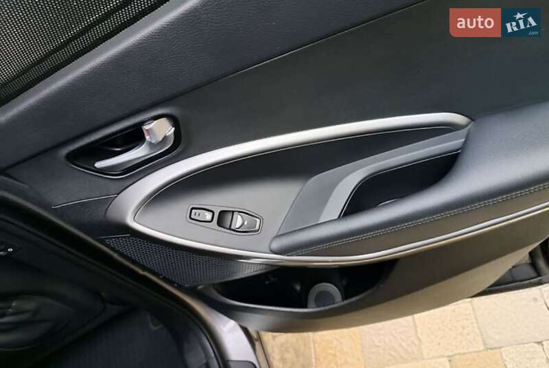 Внедорожник / Кроссовер Hyundai Santa FE 2016 в Болехове