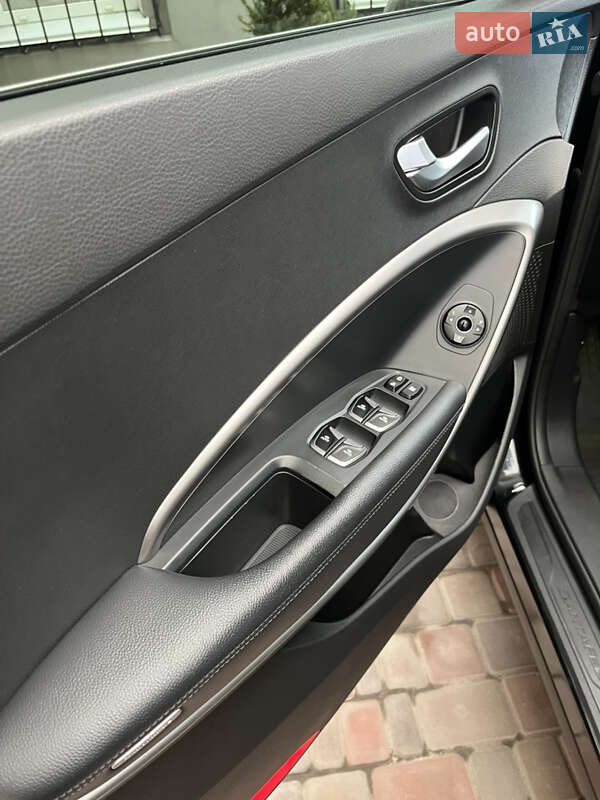 Позашляховик / Кросовер Hyundai Santa FE 2013 в Магдалинівці