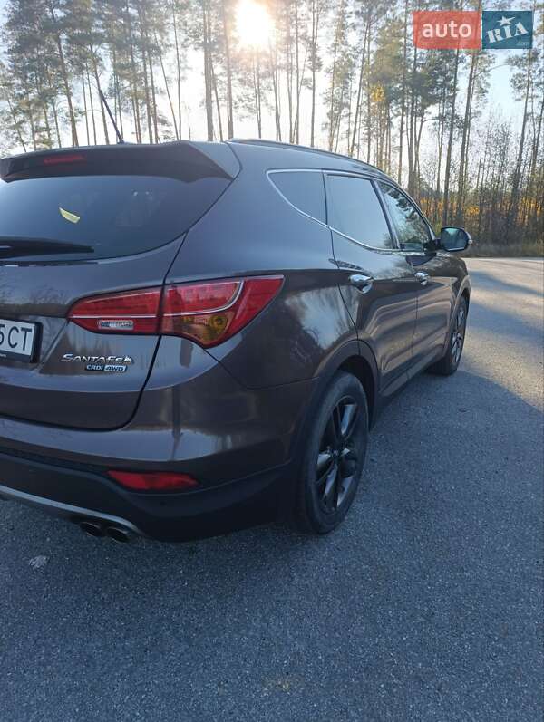 Внедорожник / Кроссовер Hyundai Santa FE 2015 в Полонном