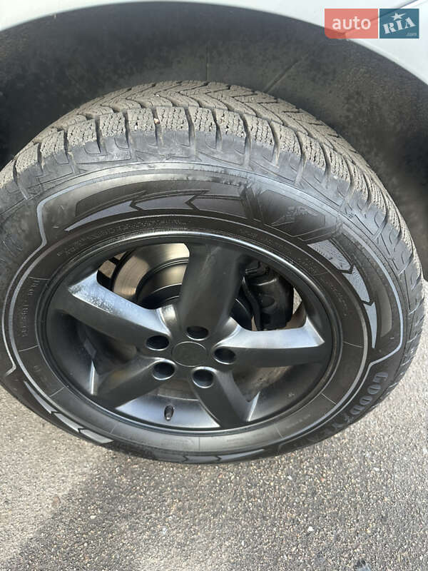 Внедорожник / Кроссовер Hyundai Santa FE 2006 в Житомире фото 11 Внедорожник / Кроссовер Hyundai Santa FE 2006 в Житомире