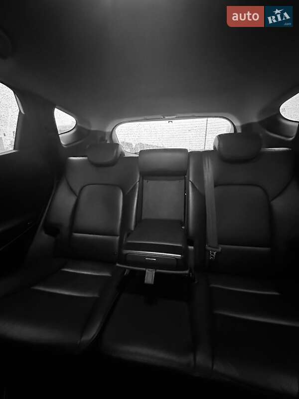 Внедорожник / Кроссовер Hyundai Santa FE 2012 в Киеве