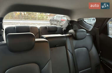Внедорожник / Кроссовер Hyundai Santa FE 2012 в Киеве