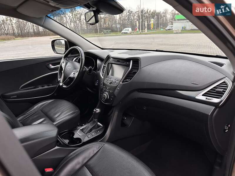 Внедорожник / Кроссовер Hyundai Santa FE 2013 в Радивилове