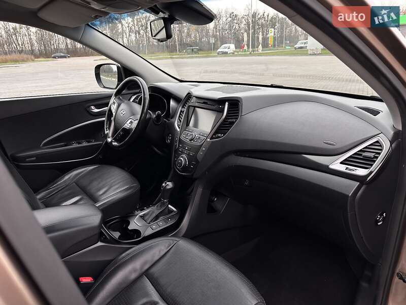 Внедорожник / Кроссовер Hyundai Santa FE 2013 в Радивилове