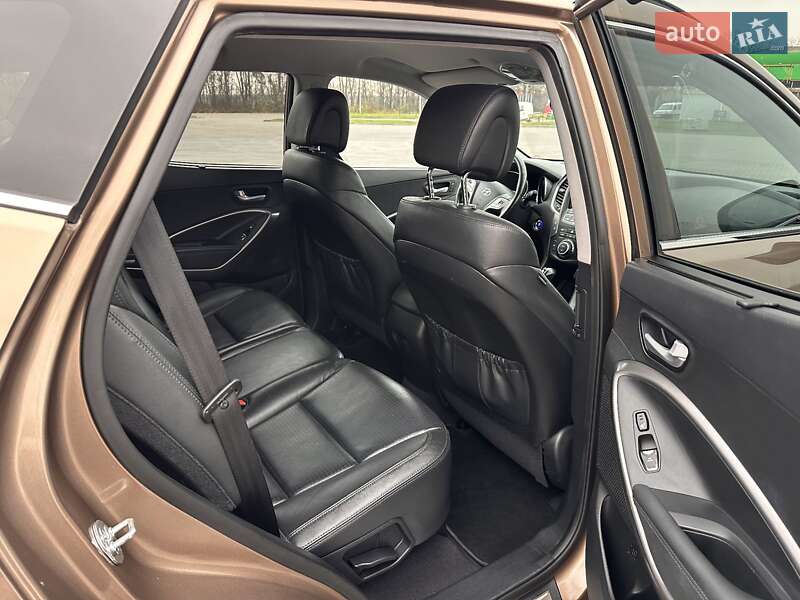 Внедорожник / Кроссовер Hyundai Santa FE 2013 в Радивилове