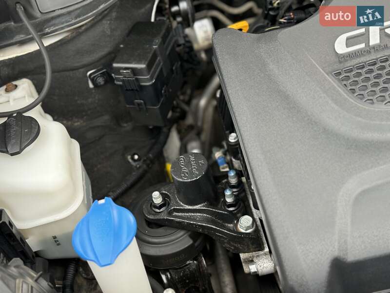 Внедорожник / Кроссовер Hyundai Santa FE 2017 в Виннице