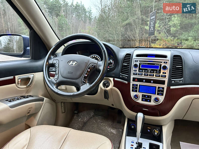 Внедорожник / Кроссовер Hyundai Santa FE 2006 в Радомышле