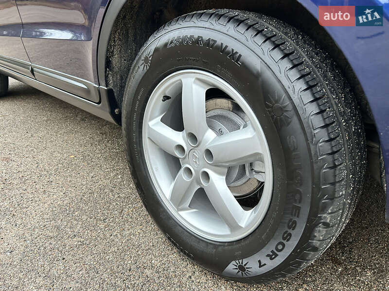 Внедорожник / Кроссовер Hyundai Santa FE 2006 в Радомышле