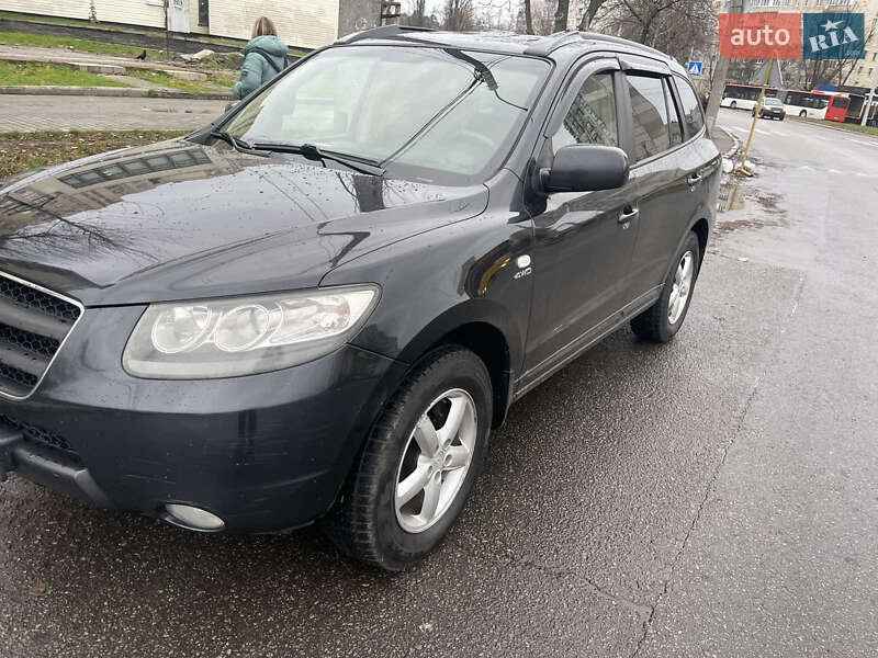 Внедорожник / Кроссовер Hyundai Santa FE 2006 в Киеве