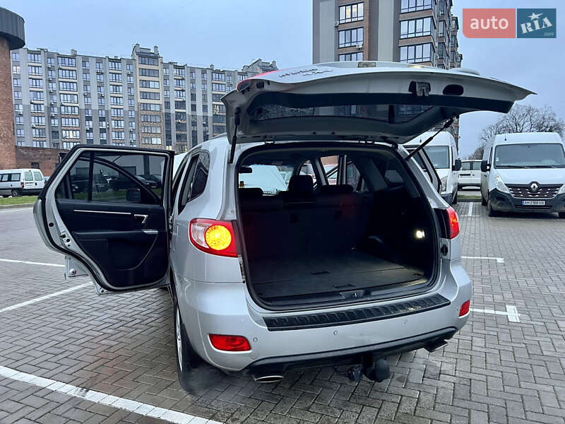 Внедорожник / Кроссовер Hyundai Santa FE 2006 в Житомире
