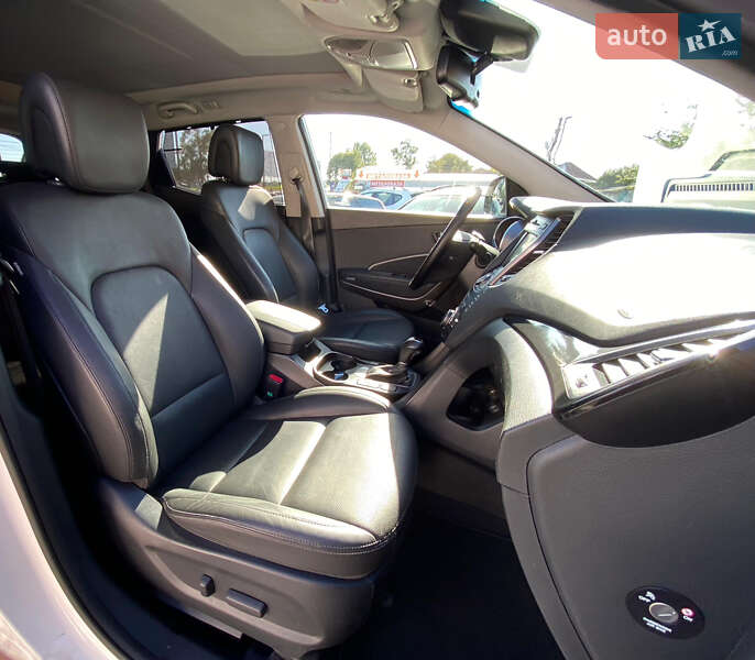 Позашляховик / Кросовер Hyundai Santa FE 2015 в Рівному фото 25 Позашляховик / Кросовер Hyundai Santa FE 2015 в Рівному