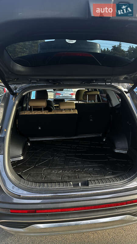 Внедорожник / Кроссовер Hyundai Santa FE 2022 в Киеве