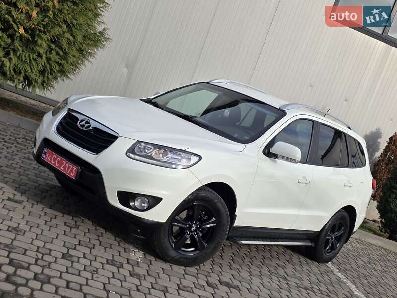 Внедорожник / Кроссовер Hyundai Santa FE 2011 в Ивано-Франковске