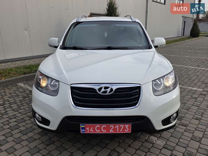 Внедорожник / Кроссовер Hyundai Santa FE 2011 в Ивано-Франковске