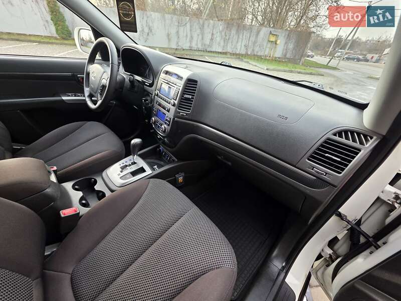 Внедорожник / Кроссовер Hyundai Santa FE 2011 в Ивано-Франковске