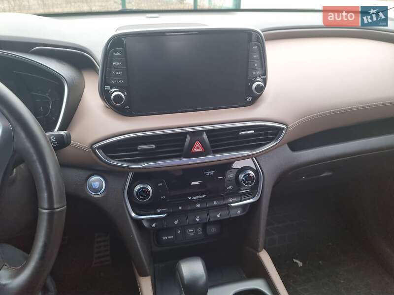 Позашляховик / Кросовер Hyundai Santa FE 2018 в Вінниці