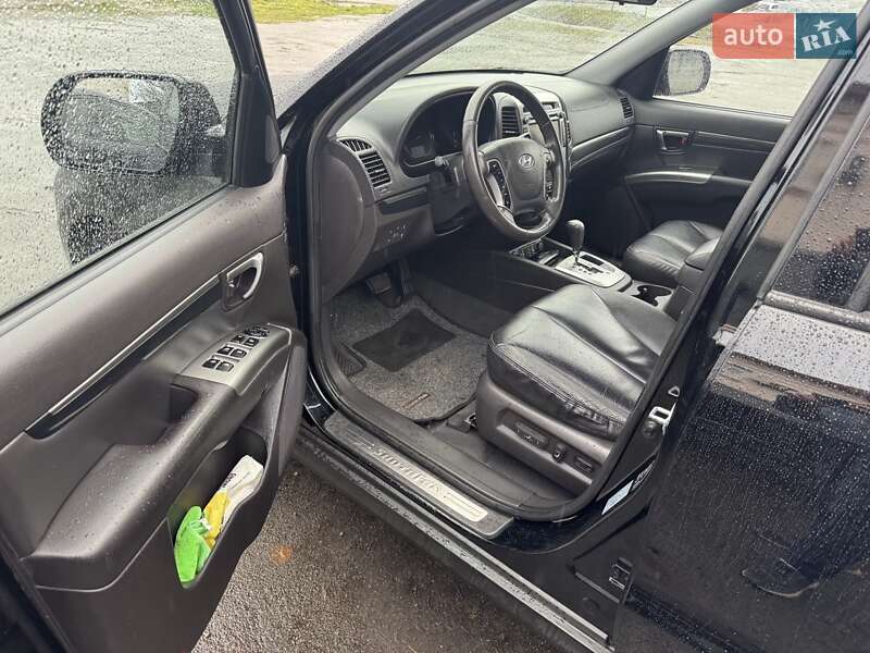 Внедорожник / Кроссовер Hyundai Santa FE 2011 в Киеве