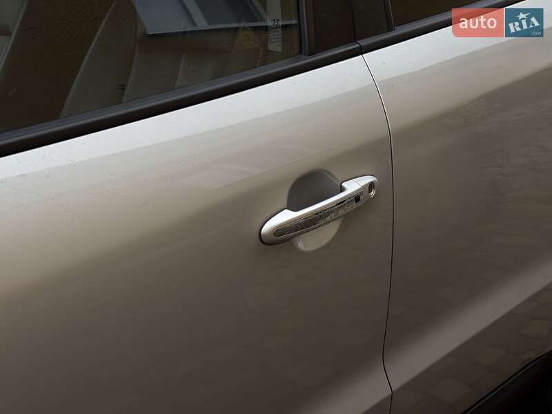 Внедорожник / Кроссовер Hyundai Santa FE 2011 в Ровно фото 20 Внедорожник / Кроссовер Hyundai Santa FE 2011 в Ровно