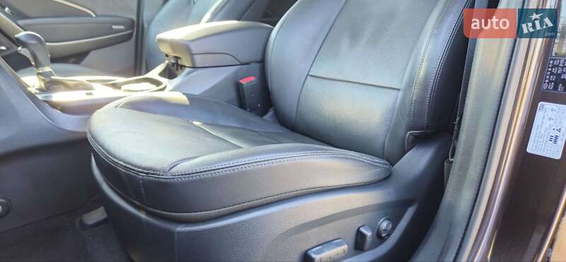 Внедорожник / Кроссовер Hyundai Santa FE 2017 в Тернополе