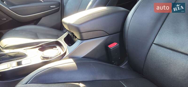 Внедорожник / Кроссовер Hyundai Santa FE 2017 в Тернополе